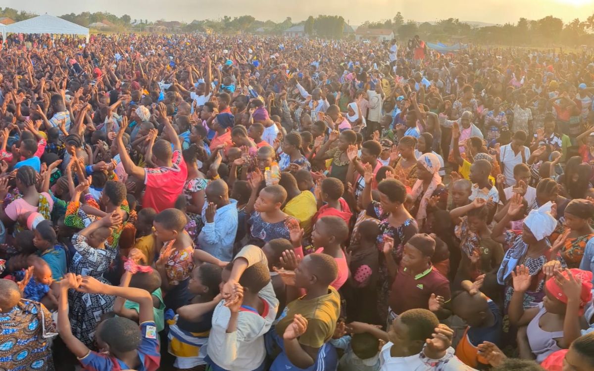 Crowd at the Chato, Tanzania festival